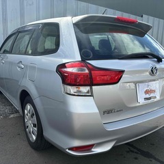 カローラフィールダーハイブリッドの画像