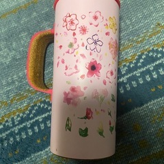 スターバックスタンブラーの画像