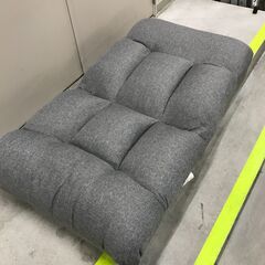 ＼家具＊家電のお店／【ジャングルジャングル石川金沢店】 座椅子 グレー W(幅)70×D(奥行き)128×H(高さ)26cmの画像