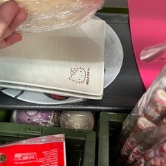 リラックマとキティの画像