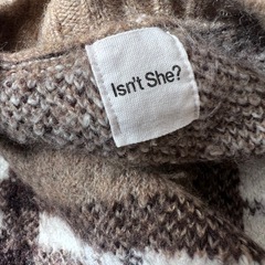 isn’tshe?ブラウン チェック柄 Vネック ニットセーターの画像