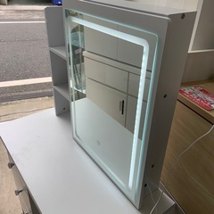 ドレッサー　スライド式　照明の画像