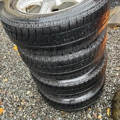 195/65Ｒ15 ヴォクシー　スタッドレスタイヤアルミの画像