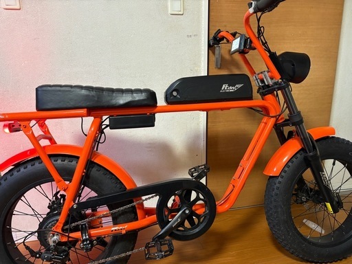 超美品　大特価Flow E-Bike M2 電動ファットバイク 20×4