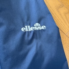 ウィンドブレーカー　レディースMサイズの画像