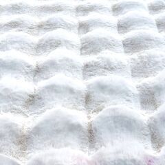 カーペット　ホワイト　約130cm×180cm　ポリエステル　滑り止め加工付きの画像