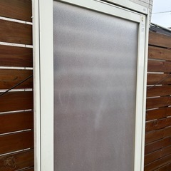 浴室ドアの画像