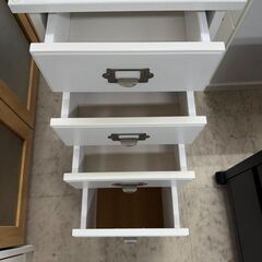 J3144　【リユースのサカイ柏店】　IKEA　イケア　4段チェスト　ホワイトの画像