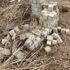 ガーデニング等にいかがでしょうか？　コンクリートブロックの画像