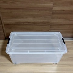 衣装ケースの画像