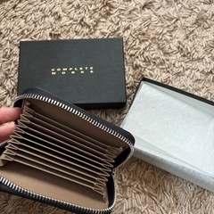 コンプリートワークス  名刺&カード入れ
の画像