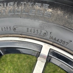 17インチ　スタッドレスタイヤ4本の画像