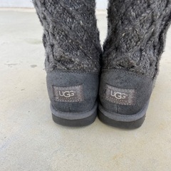 UGGニットブーツ.   23.5-24の画像