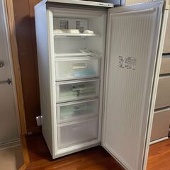 冷凍庫---受付一旦ｽﾄｯﾌﾟ!の画像