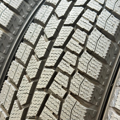 【決まりました】【美品】145/80R13 75Q　交換工賃込み　スタッドレスタイヤ　4本　　ダンロップ