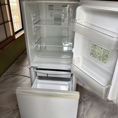 シャープ　冷蔵庫　137Lの画像