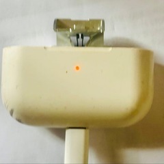 Apple AirPods Pro 充電ケースのみ ジャンク品の画像