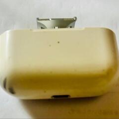 Apple AirPods Pro 充電ケースのみ ジャンク品の画像