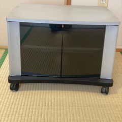 テレビ台の画像