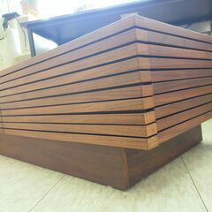 【ジモティー割引で最大15％OFF⭐️】アルモニア風 ガラス天板 ローテーブル 引き出し収納付きの画像