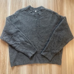 おまとめ品　セーター２枚　レディース　ユニクロ　GU
の画像