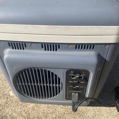 電気クーラーホットボックスの画像