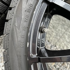 スタッドレスタイヤ ホイール4本セット245/40R18 の画像
