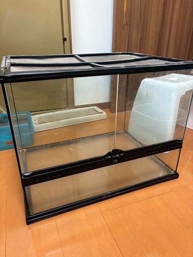 爬虫類ケージ　グラステラリウム 60×45