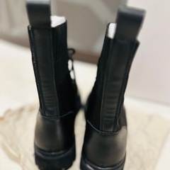 nouer 牛革　ハイカットブーツ厚底ソール　編上げ　ショートブーツ　ブラック　サイズ39 YAMADAYA 美品の画像