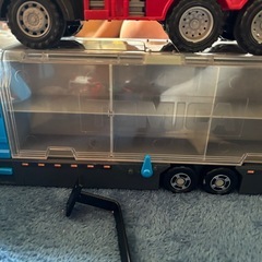 梯子車、トミカのトラックの画像