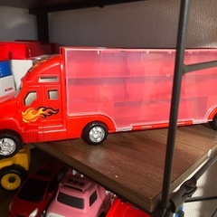 車のおもちゃ一覧の画像