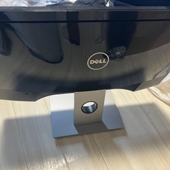 Dell 23.8インチ モニター の画像
