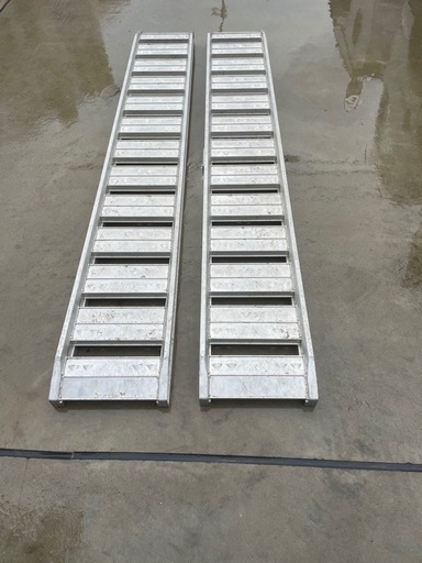 アルミブリッジ