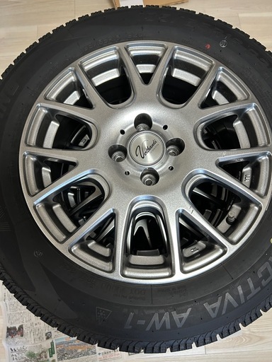溝あり 4本　スタッドレスタイヤ　タイヤホイールセット　195/65R16 ライズ,ロッキー用