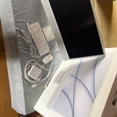 Apple iMac 24インチ M1チップ搭載モデル ホワイトの画像