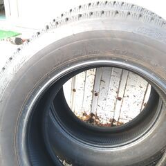 スタットレスタイヤ　BS　VRX2　195/65R15　8分山の画像