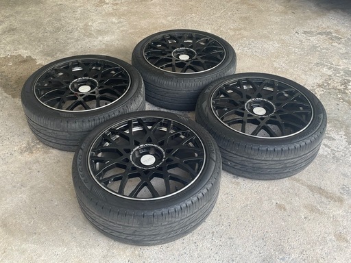 RAYS VERSUS 19インチアルミホイール　ブラック