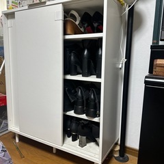 くつばこ靴箱（今週中に見つからなければ粗大ゴミにします🥲）の画像