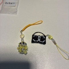 ビーズチャーム　根付け　の画像