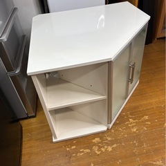 テレビ台の画像