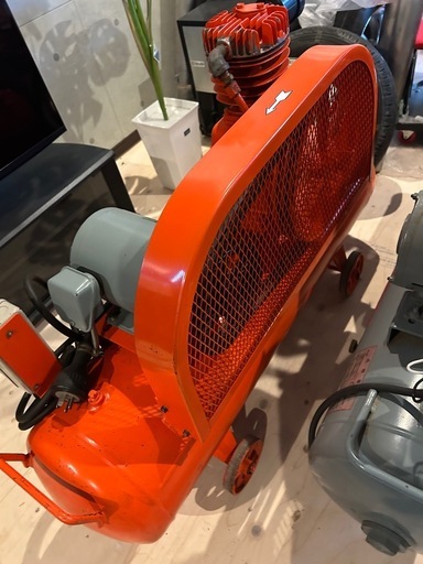 コンプレッサー200V
