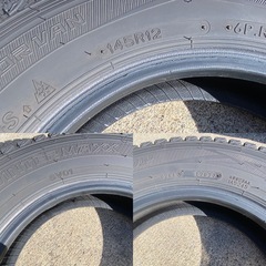 ダンロップスタッドレス　145R12 6PR  SV01
の画像