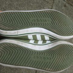 アディダス　26cmの画像