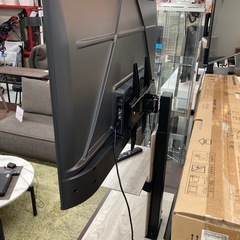 ⭐︎1年間保証⭐︎2024年製⭐︎TCL 4kチューナー内蔵55型テレビ　昇降TVスタンドセット　55V6B ※脚欠品の画像