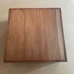 木製飾り箱の画像