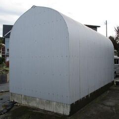 カマボコ型車庫　豪雪ガレージ　耐雪車庫の画像