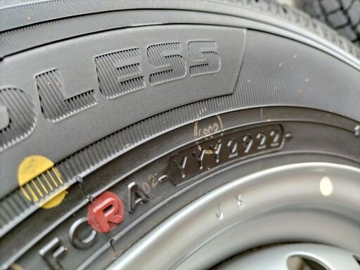 ■ スタッドレスタイヤ＆ホイール4本セット ■ ヨコハマIG91 ■ 145/80R12 ■ 使用100km未満 ■ 洗浄ワックスして