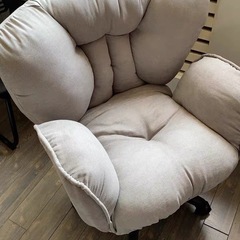 新品　グレー色　椅子　パソコンチェア　回転式イスの画像