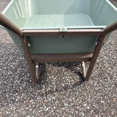 ガーデン二輪車　ノーパンクタイヤの画像