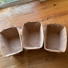 カゴ3個の画像